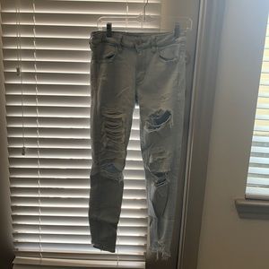American Eagle Light Washed Denim Jeans